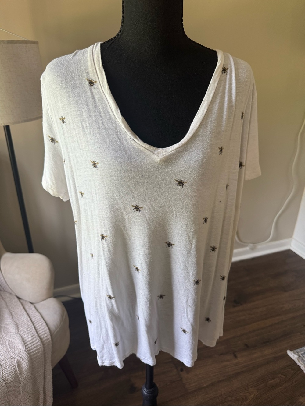 White Embroidered Bee V-Neck Women's Top